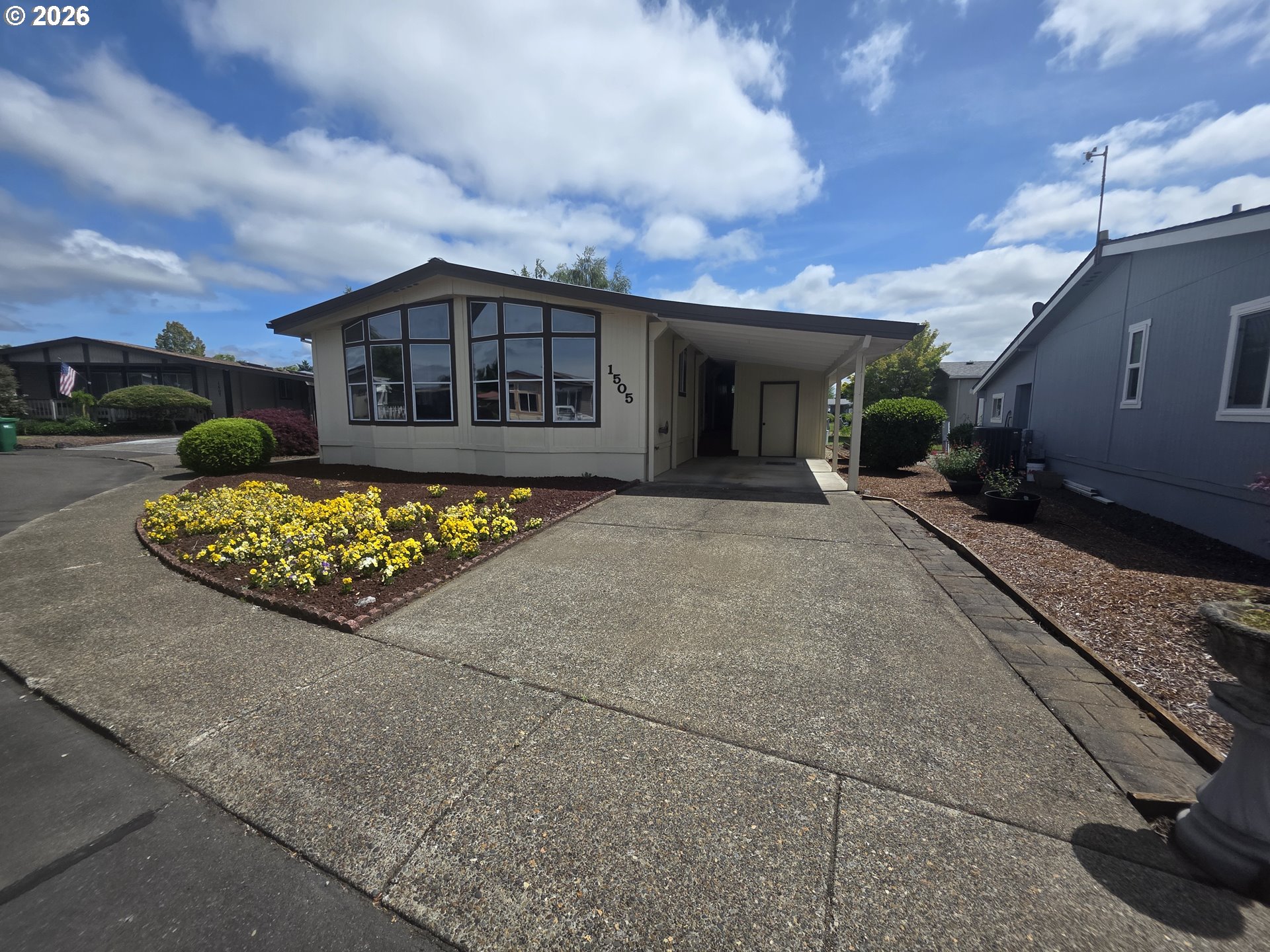 1505 FRONTIER CIR