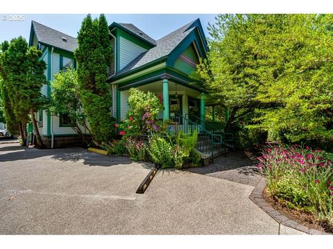 412 E 13TH AVE Eugene OR 97401