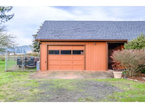 A home in Roseburg