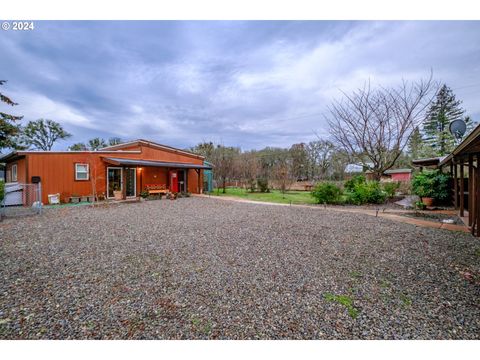 A home in Roseburg