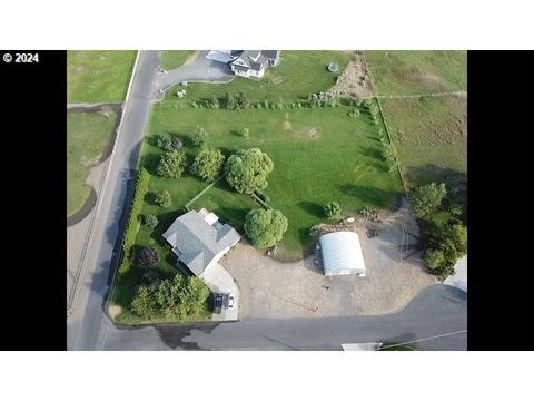 A home in Hermiston