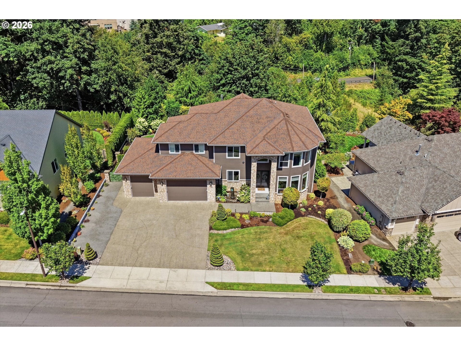 211 SE GABBERT RD
