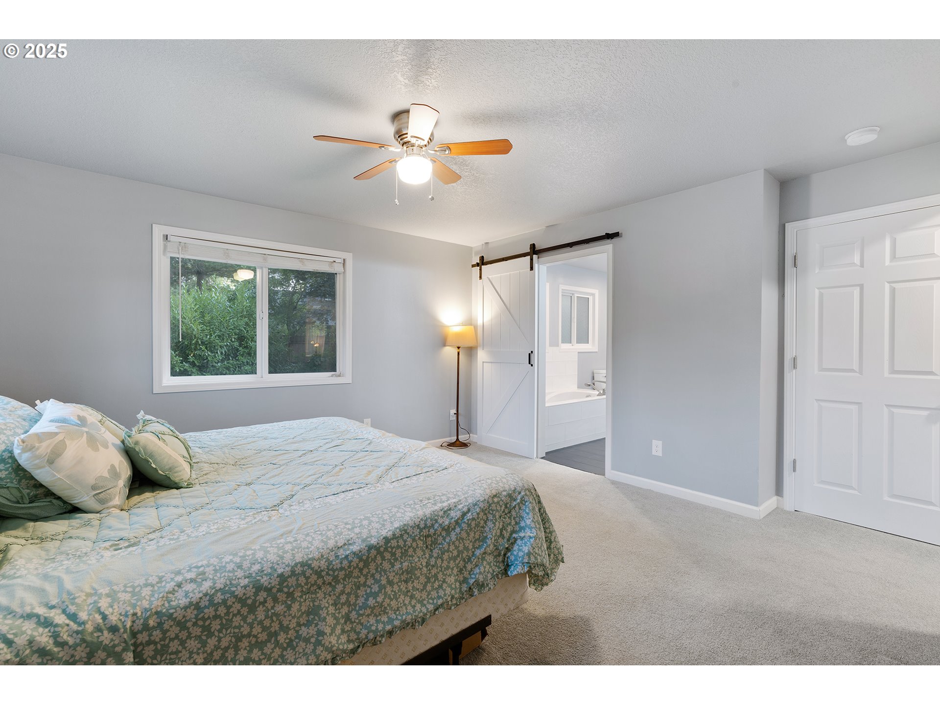 Hillsboro, Oregon 97124, United States, 4 Bedrooms Bedrooms, ,3 BathroomsBathrooms,Residential,Active,99554