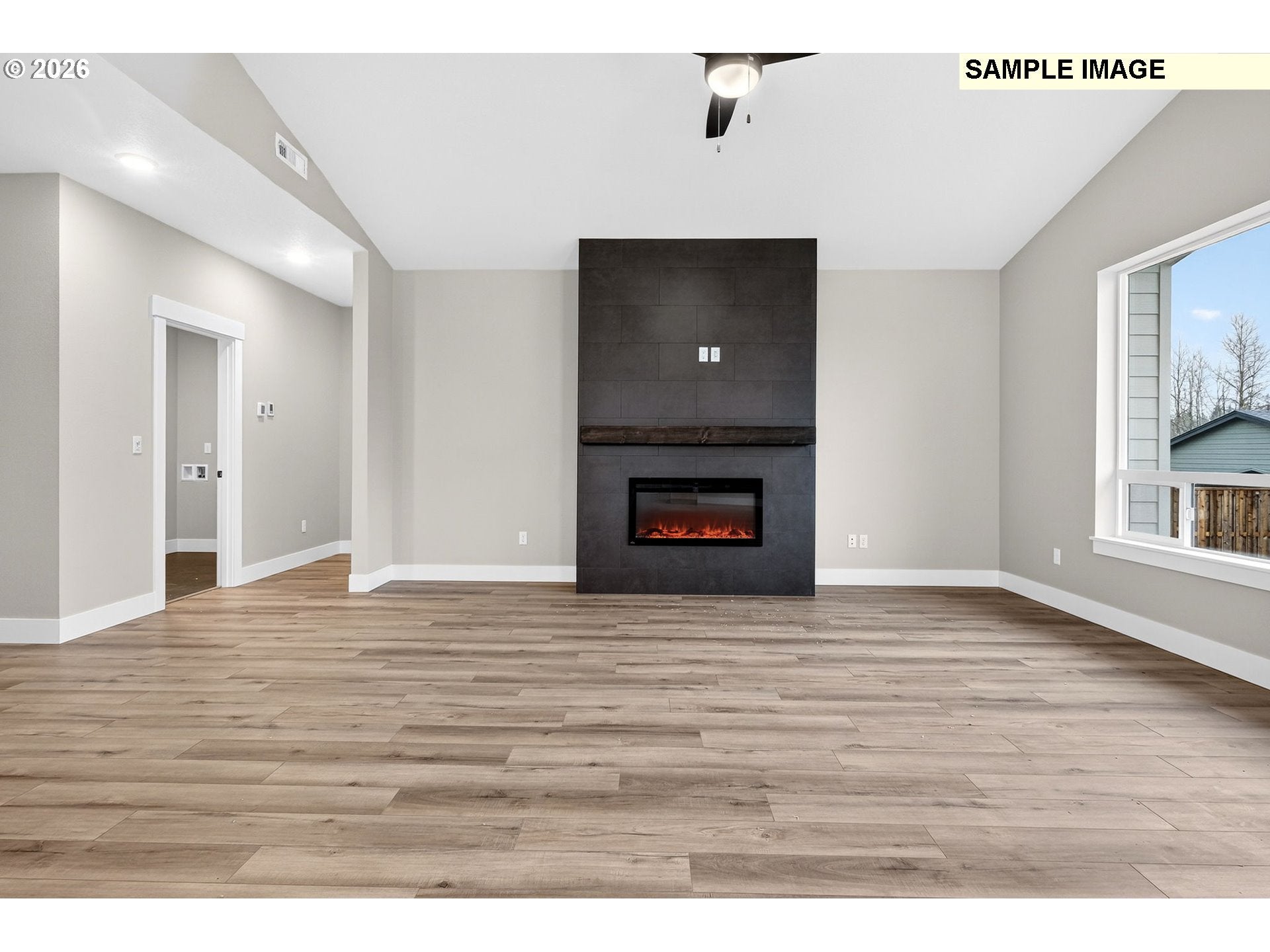 305 E CARIBOU CT 22