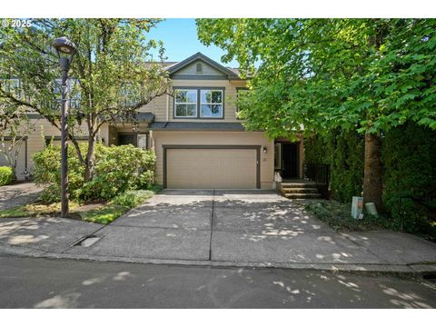20 SUMMIT RIDGE CT Lake Oswego OR 97035