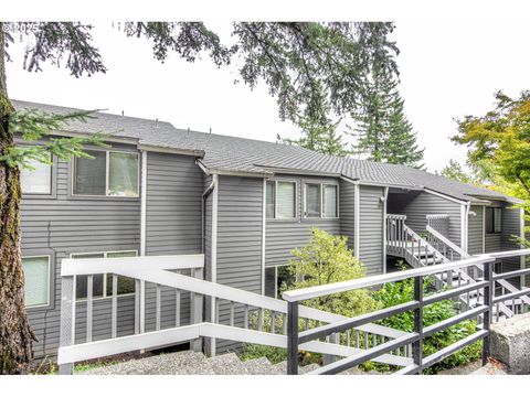 44 EAGLE CREST DR 24 Lake Oswego OR 97035