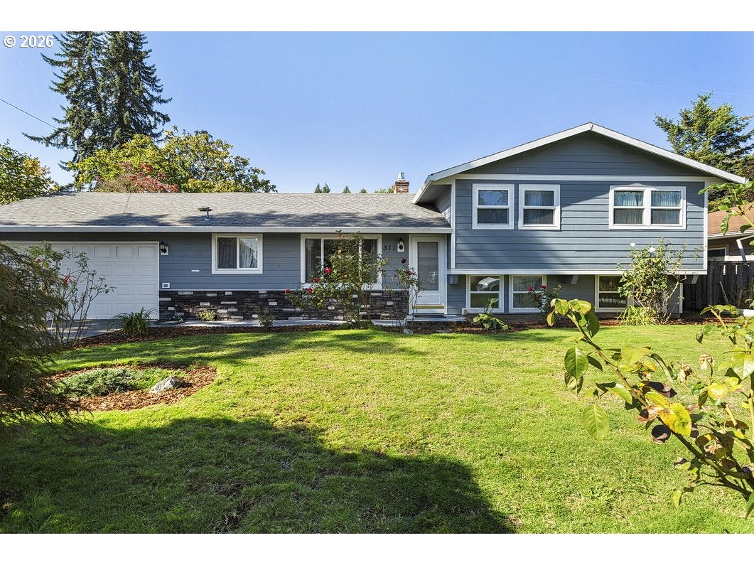 311 SE 155TH PL