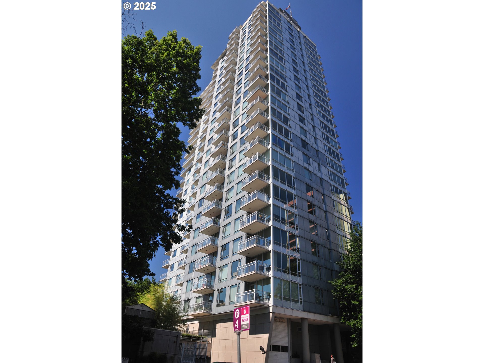 1500 SW 11TH AVE 2404