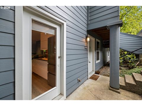 4360 SW DICKINSON ST 35 Portland OR 97219