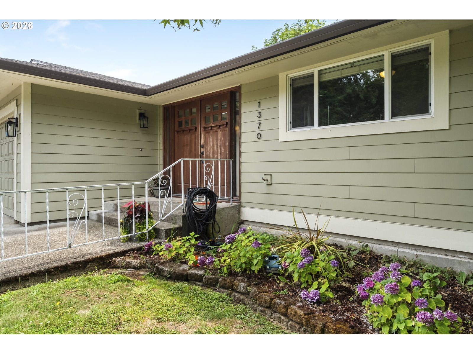 1370 SE EASTWOOD CT