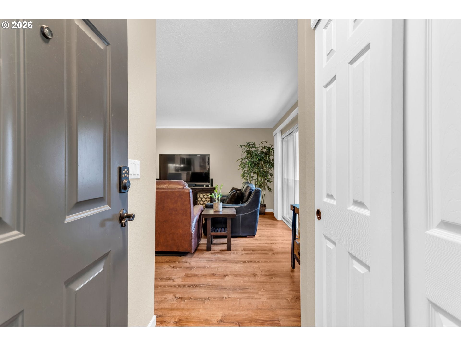 1040 COLUMBIA RIDGE DR 22