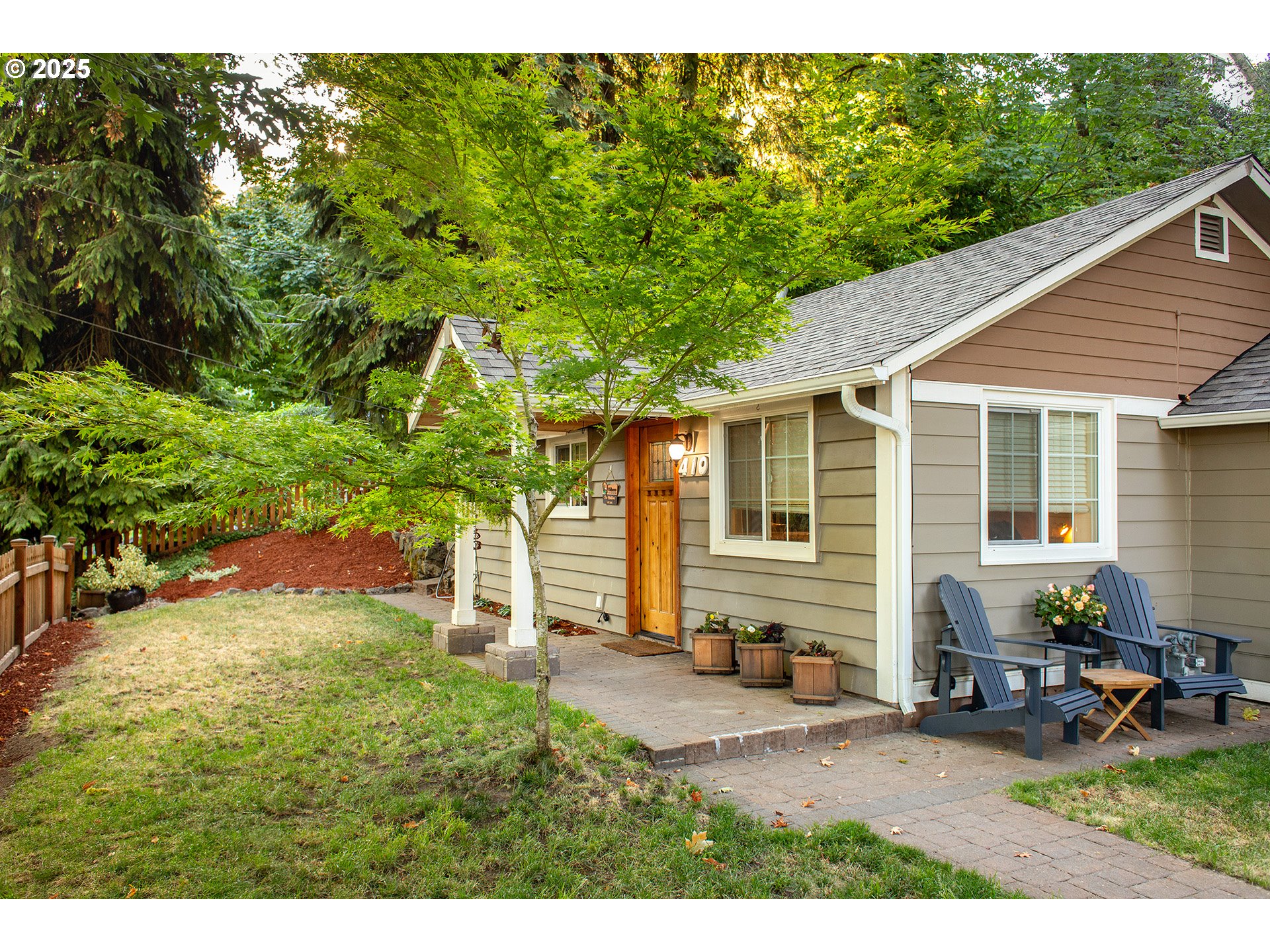 410 3RD AVE