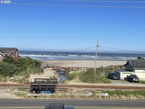 A home in Rockaway Beach