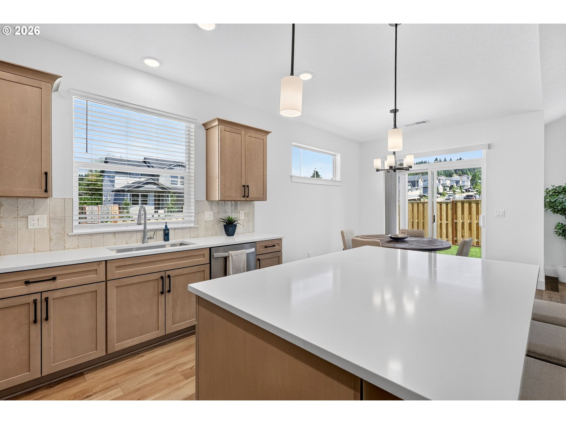 3447 NE Justus AVE 77