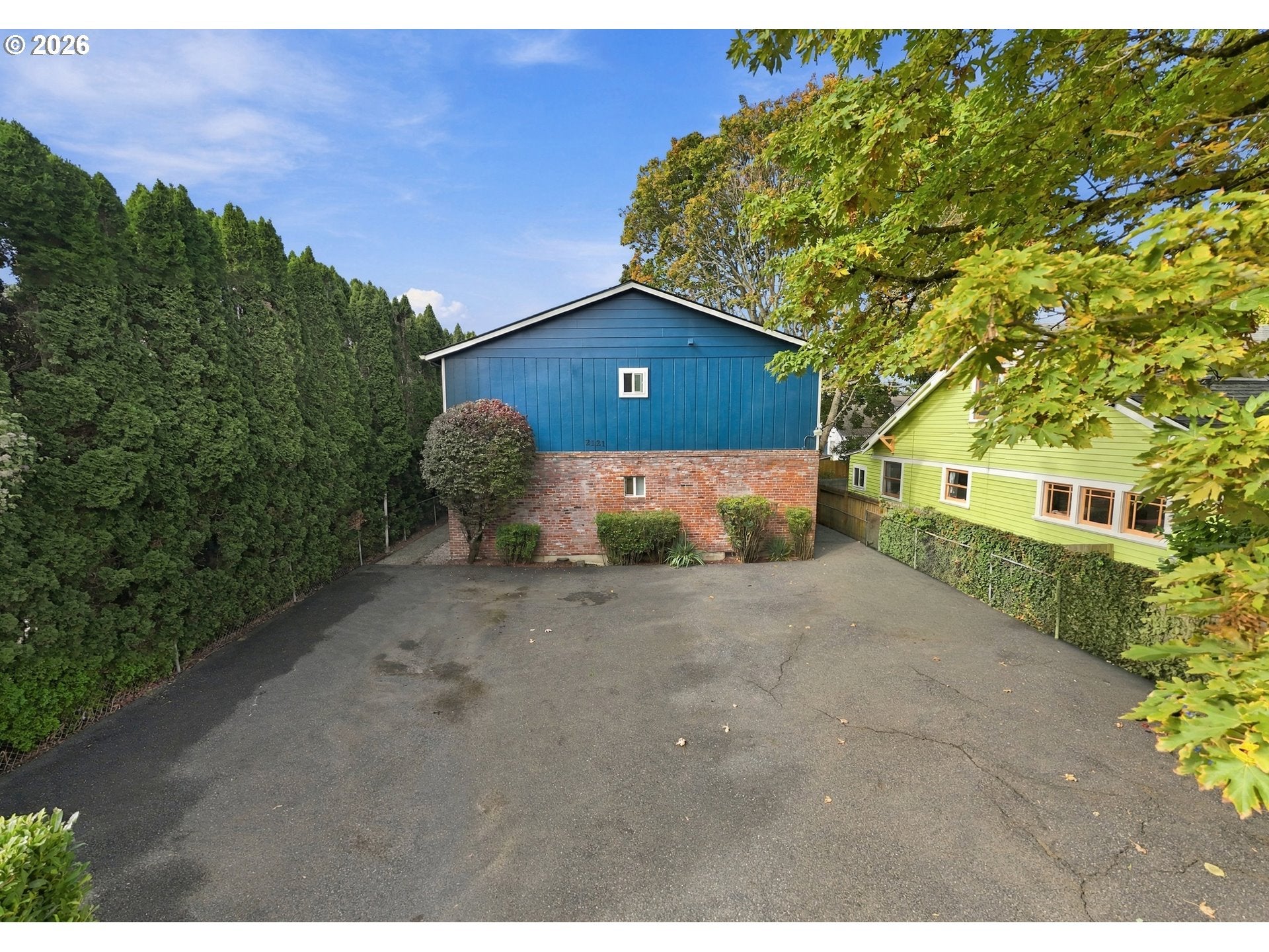 2121 SE 50TH AVE