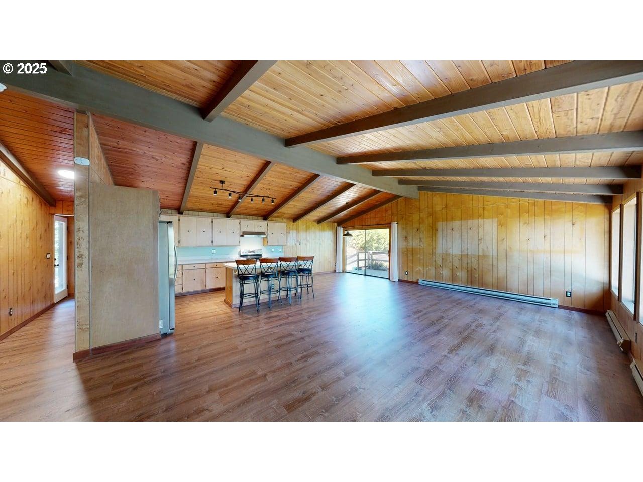 16945 PACIFIC VIEW DR