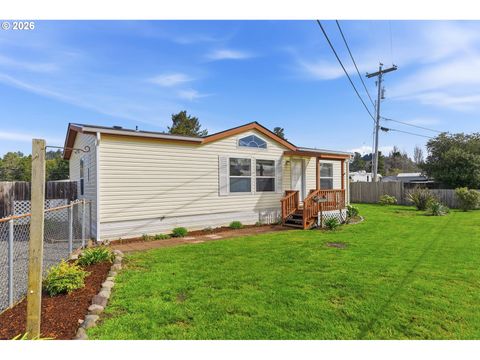 1002 BOWRON RD Lakeside OR 97449