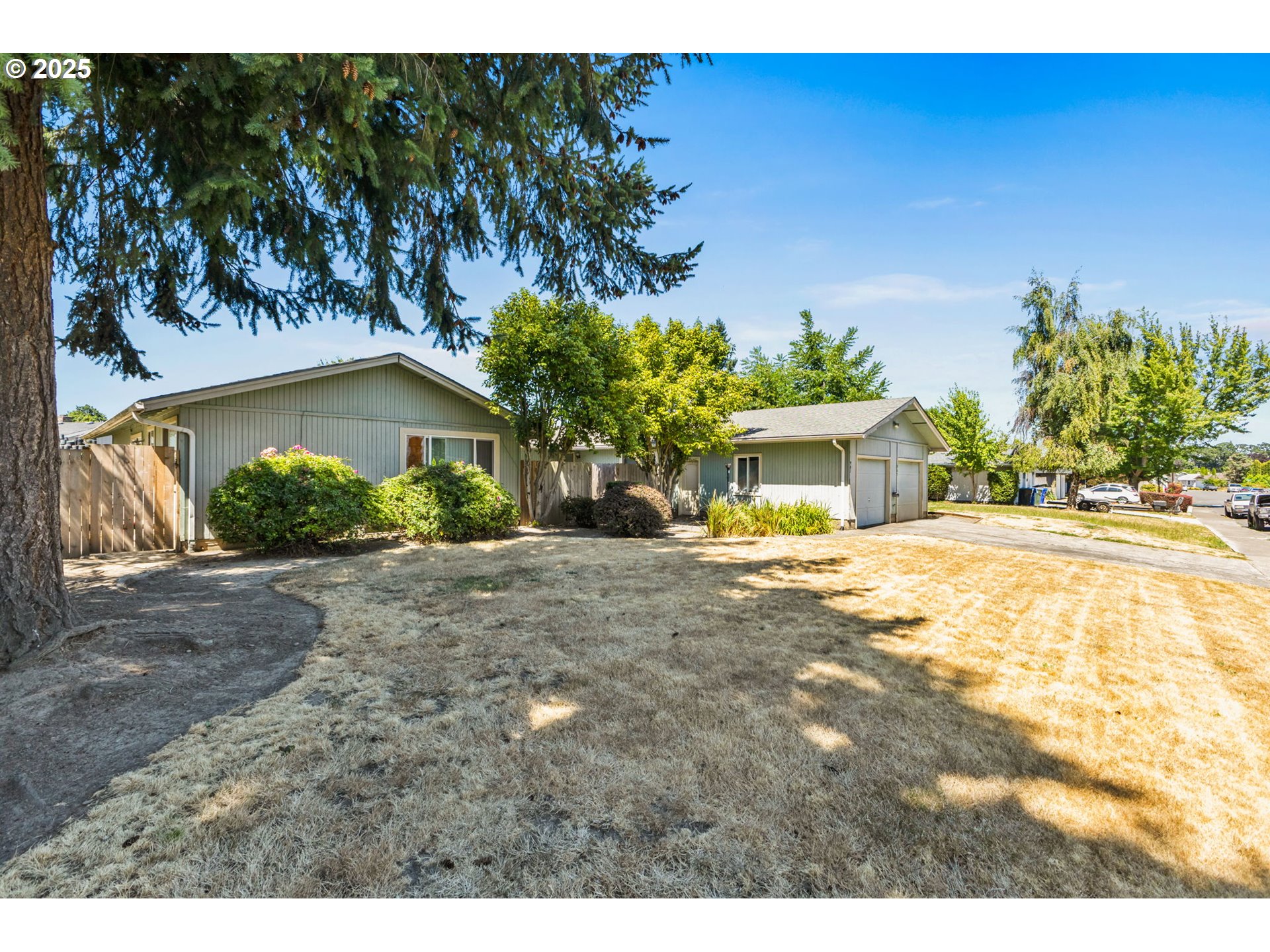 Photo 1 of 29 — 967/987 SHENANDOAH DR SE, Salem, OR 97317