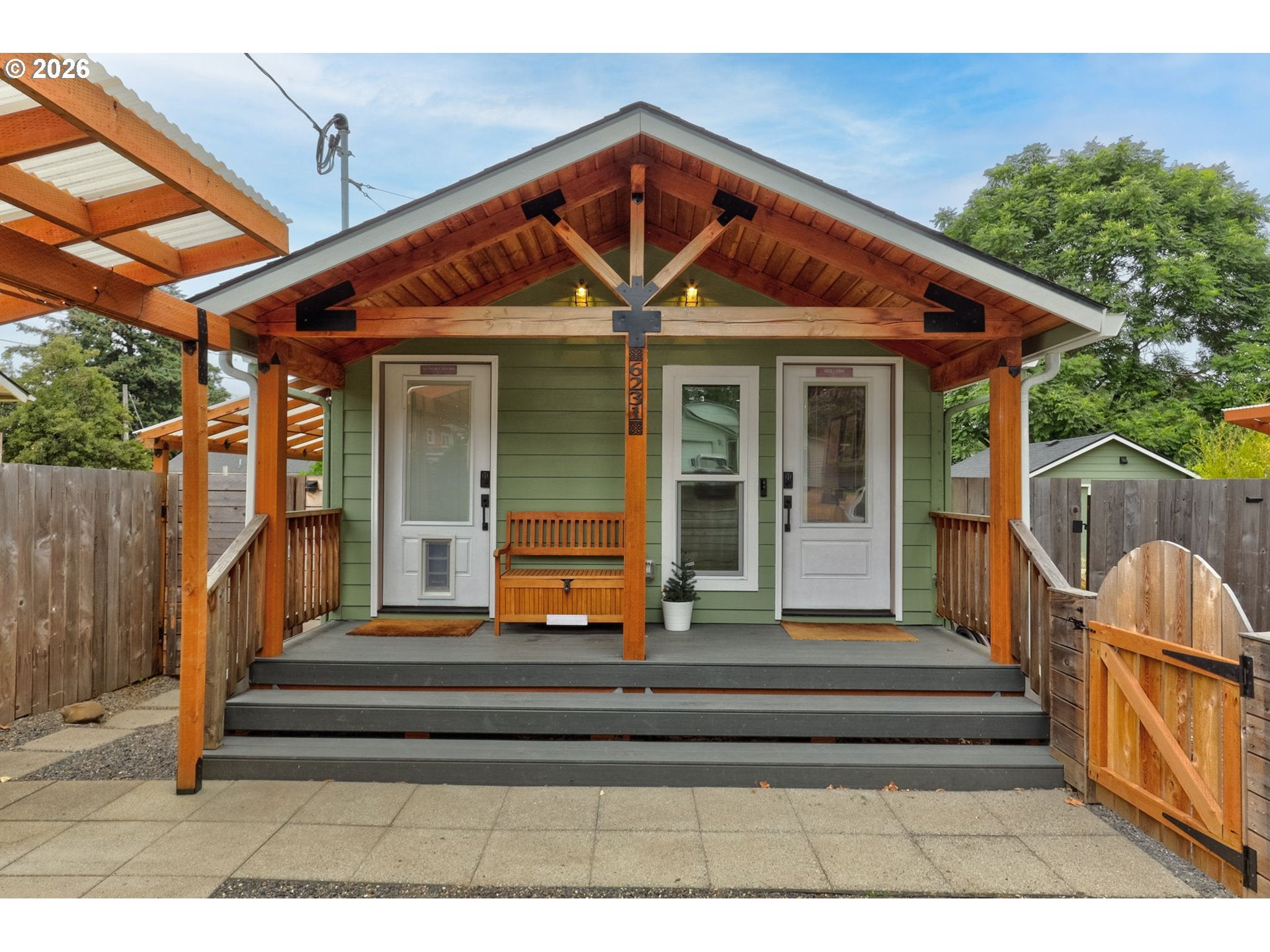 6231 NE GOING ST