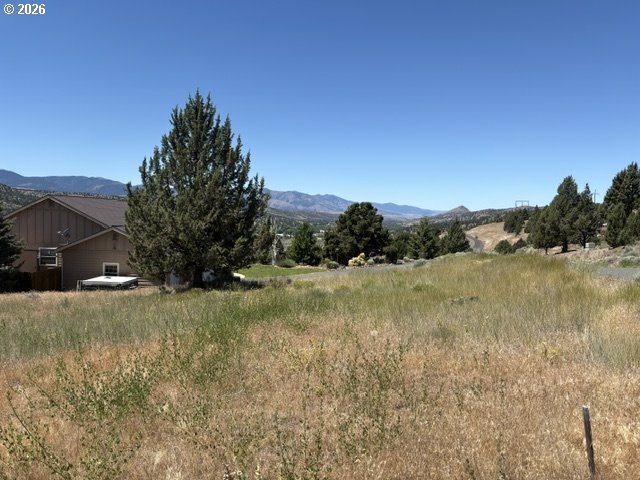 214 VALLEY VIEW DR