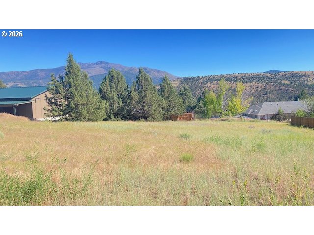 214 VALLEY VIEW DR