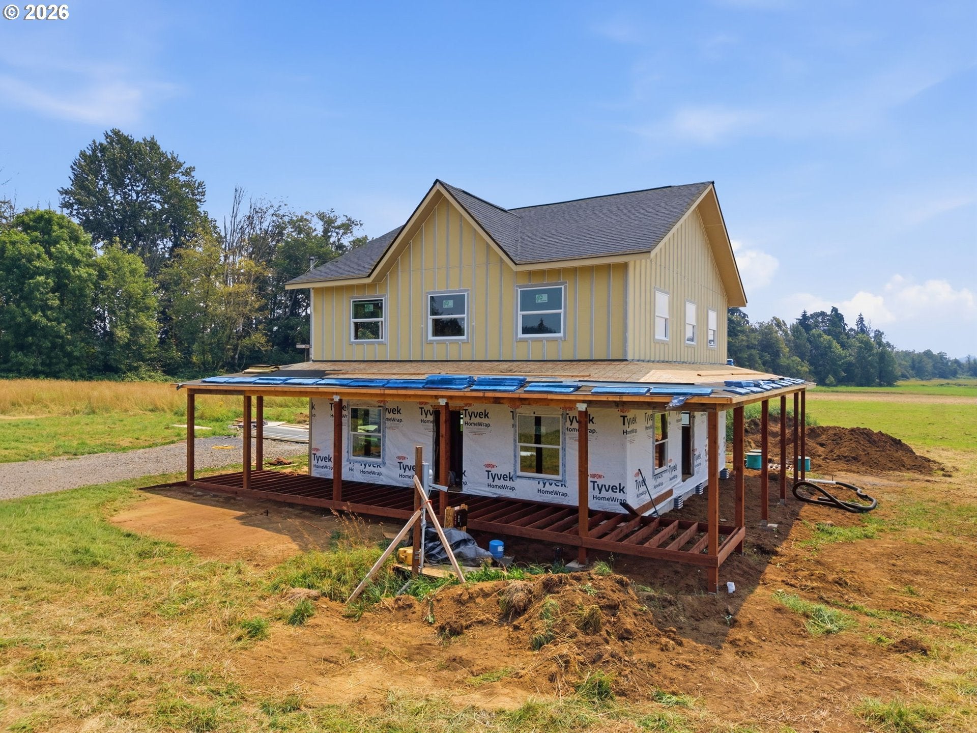 180 Sunburst LN