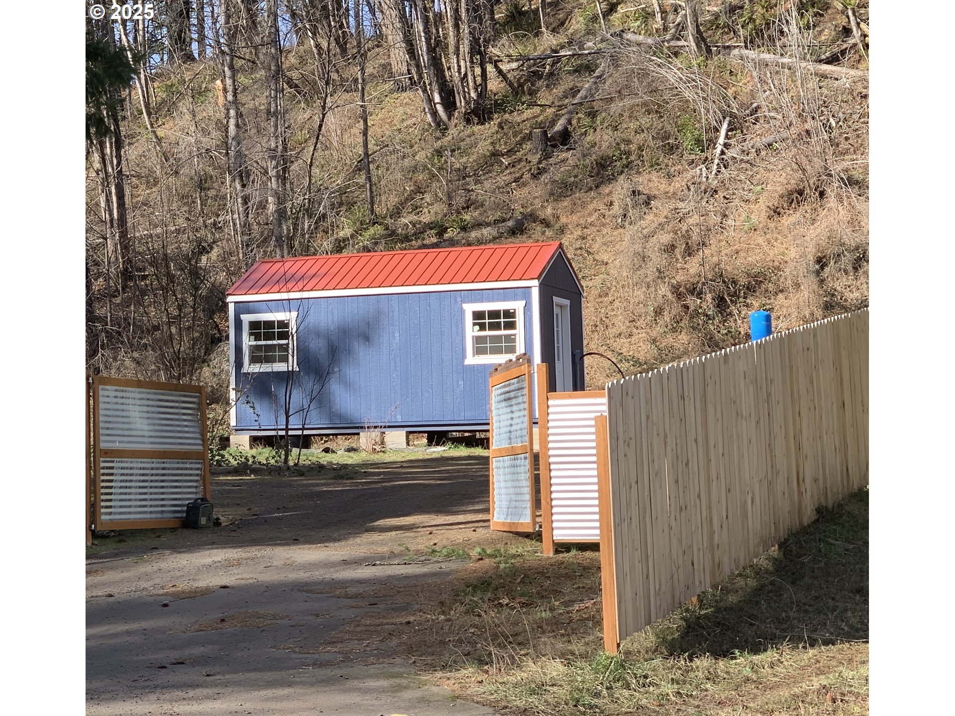 Listing image 1