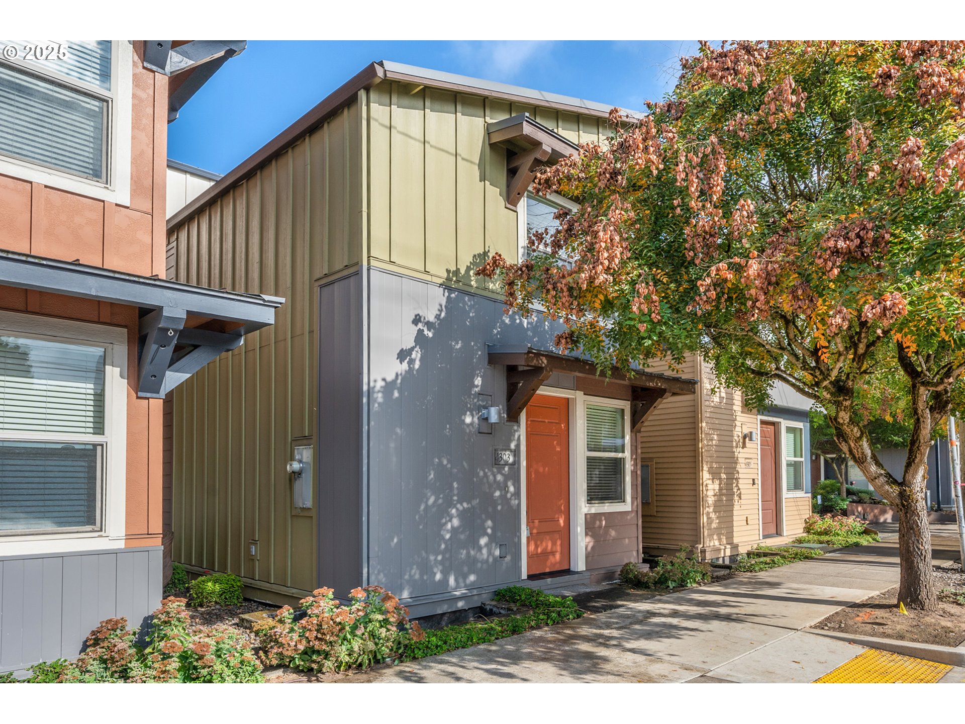 4303 SE DIVISION 43 ST