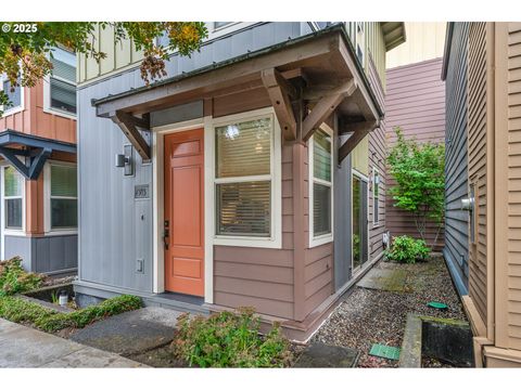4303 SE DIVISION 43 ST Portland OR 97206