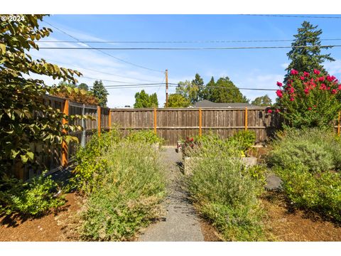 A home in Milwaukie