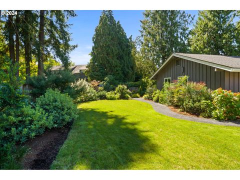 A home in Milwaukie