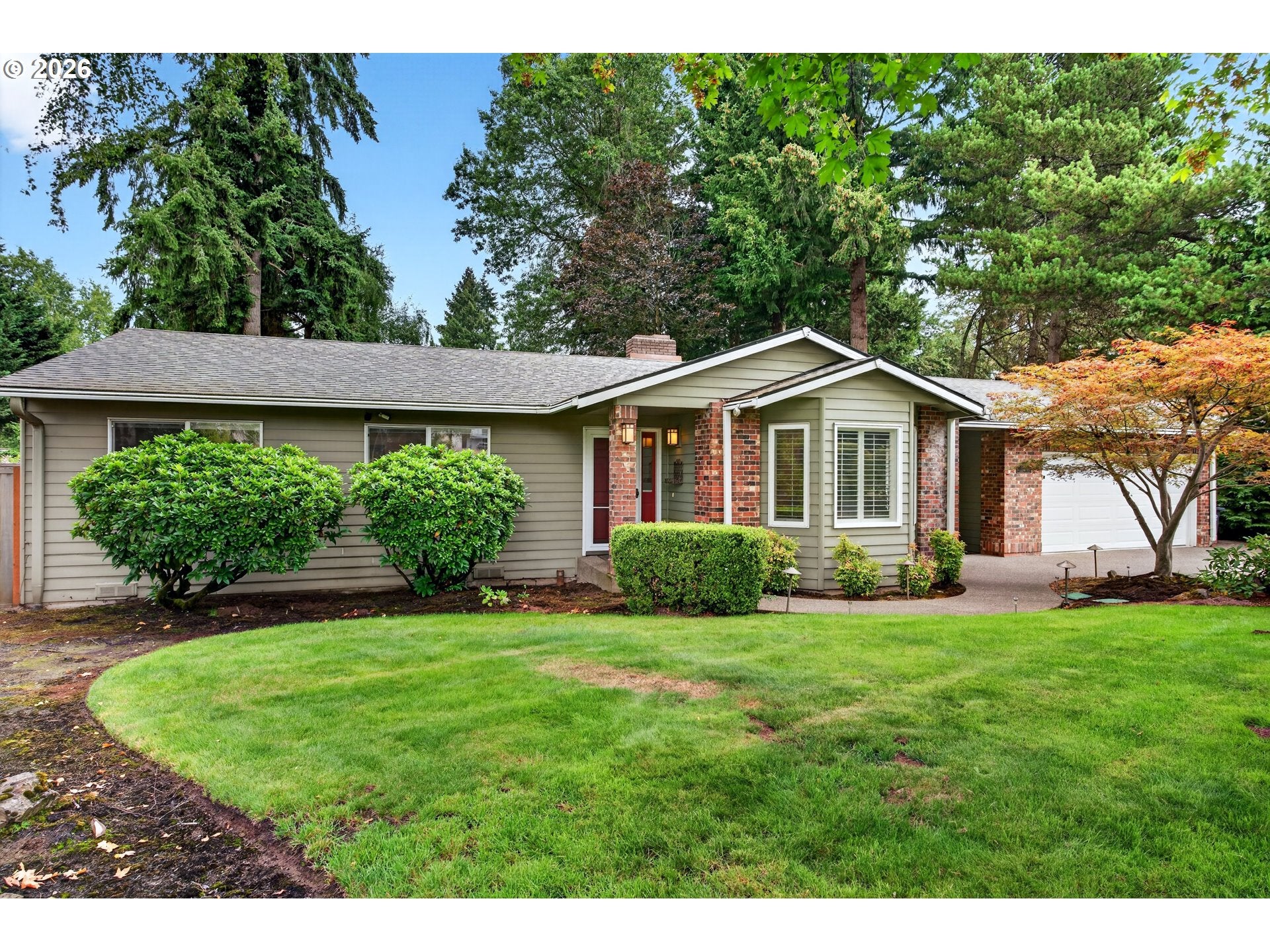 1545 CLOVERLEAF RD