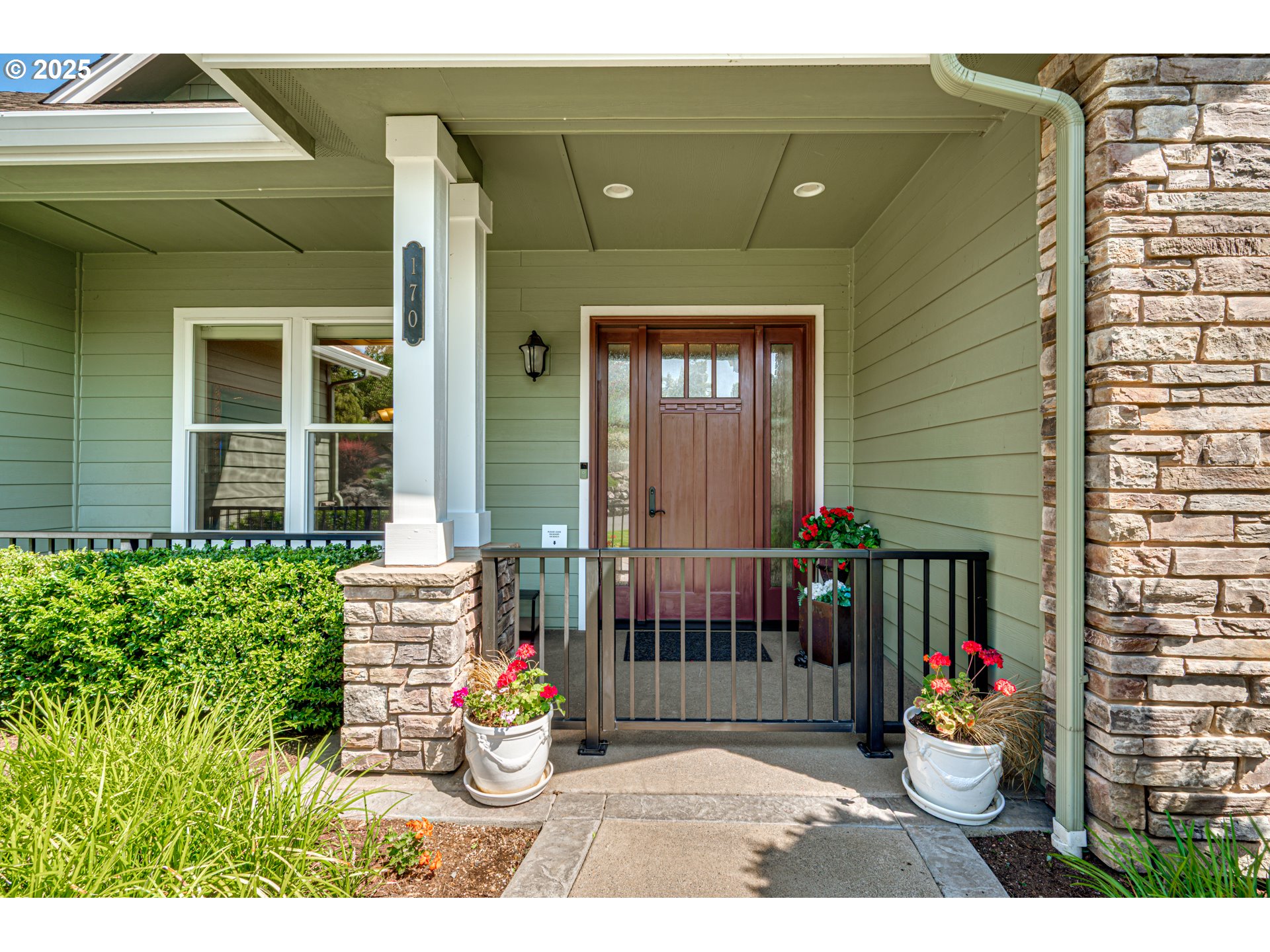 170 SUMMIT BUTTE RD
