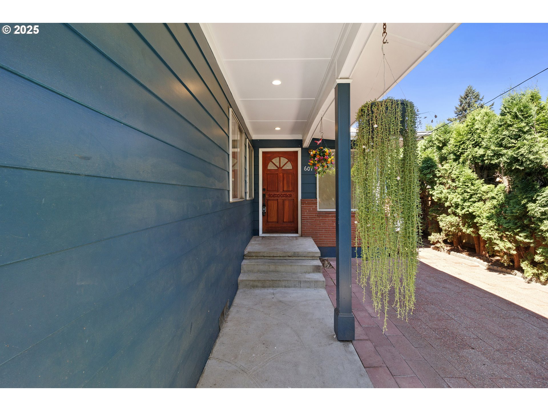 601 SE 135TH AVE