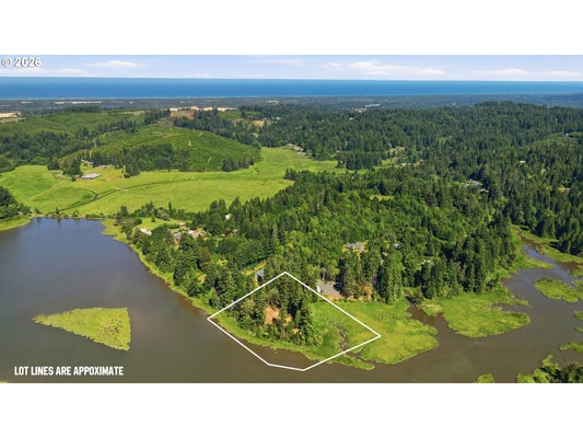 93808 HOLLOW STUMP LN, NORTH BEND, OR 97459 - Image da2bce42e60a78dbfe5a8fa10614f970/421459936