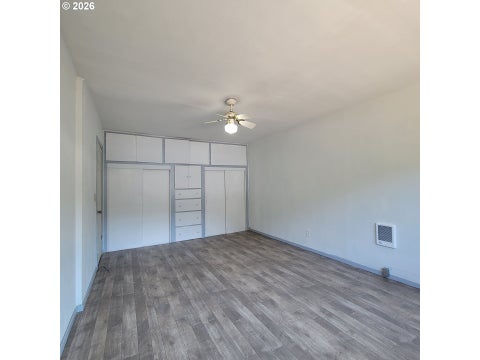Tiny photo for 47533 Perkins St, Oakridge, OR 97463 (MLS # 100547284)