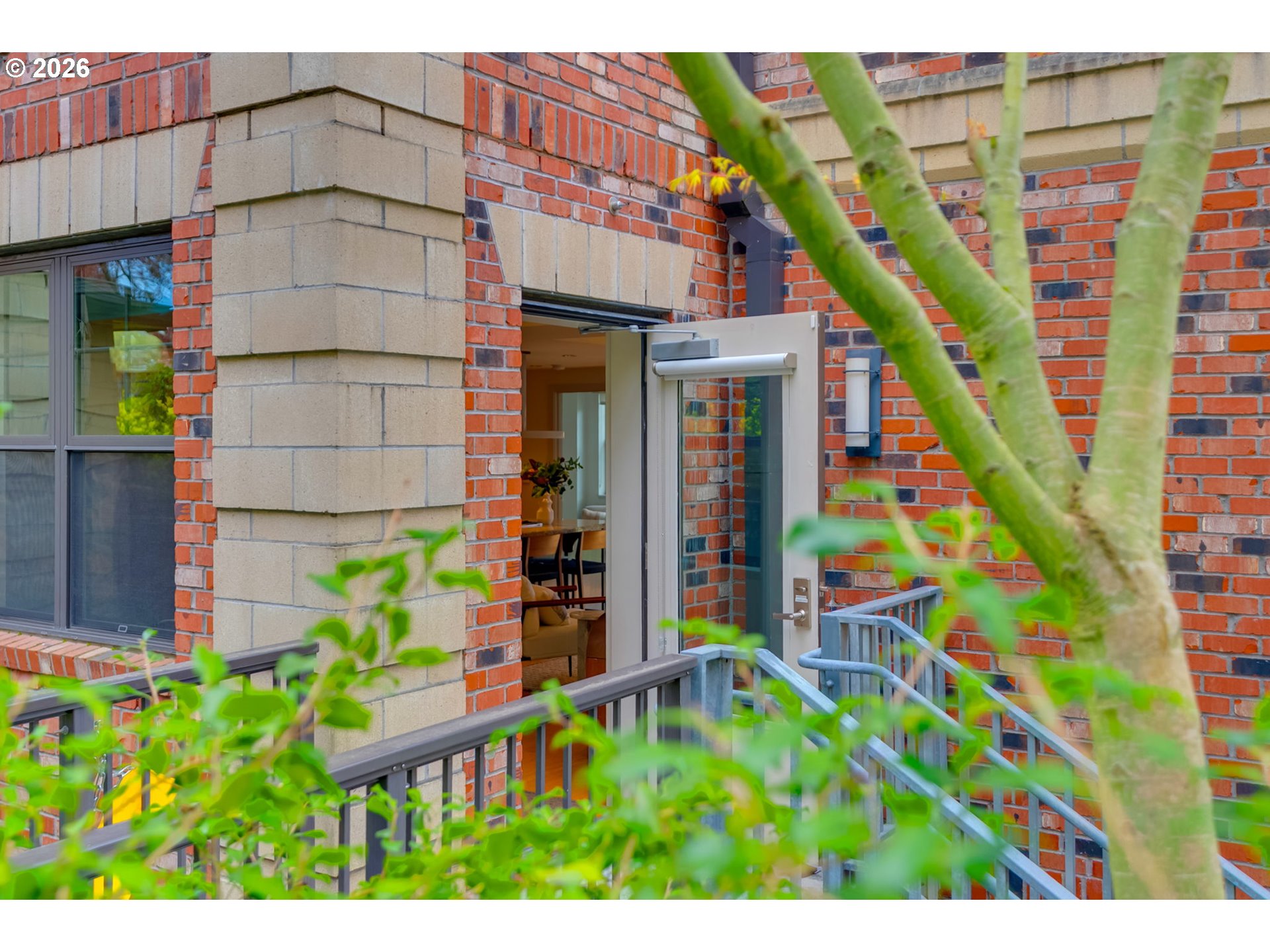 2430 NW WESTOVER RD 1-202