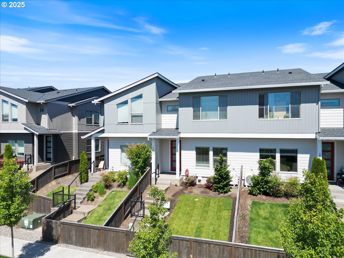 16615 SE SUNSHOWER PL