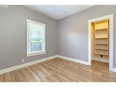 A home in Oregon City