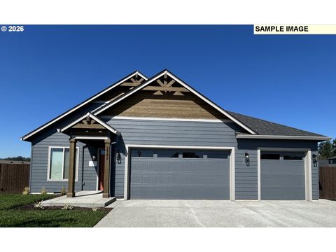 2216 E DALMATIAN DR La Center WA 98629