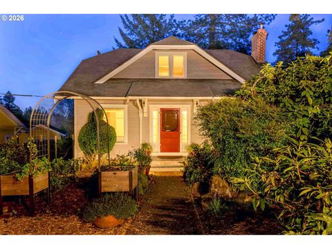 8450 SW 37TH AVE Portland OR 97219