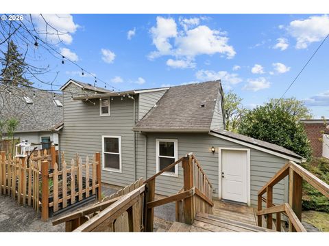 10505 NW 2ND ST Portland OR 97231