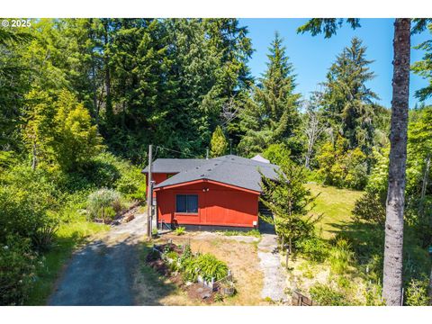 93126 SNEDDEN LN Coos Bay OR 97420