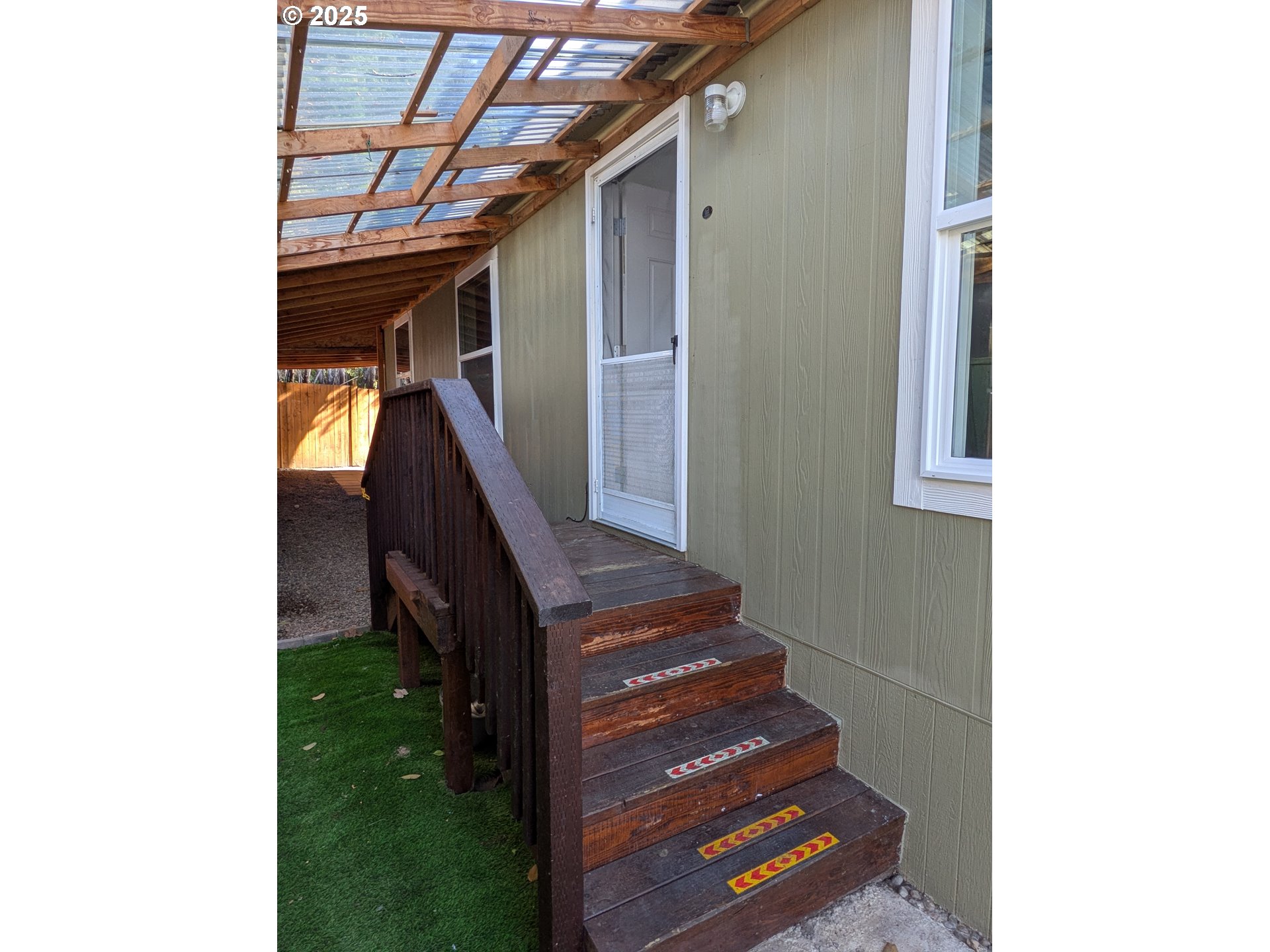 9700 SW TUALATIN RD 5