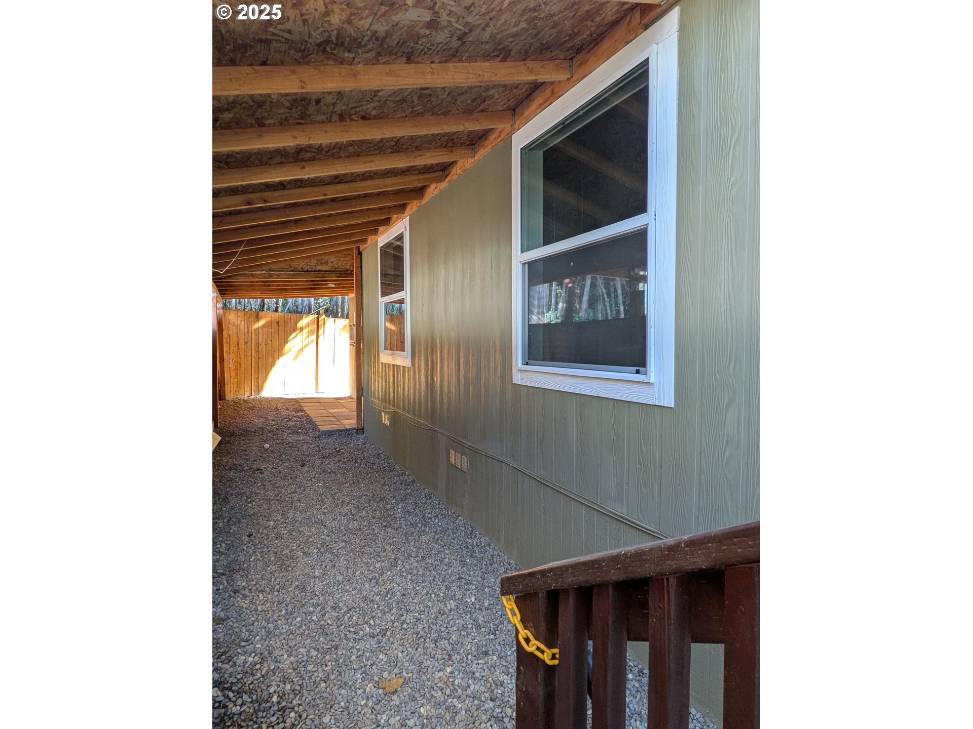 9700 SW TUALATIN RD 5