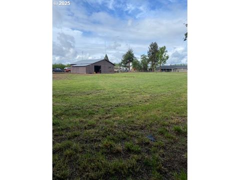 Tiny photo for 82277 Davisson Rd, Creswell, OR 97426 (MLS # 712211087)