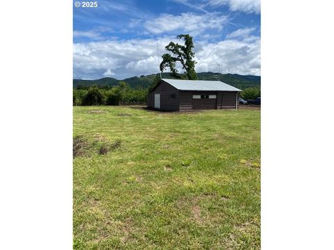 Tiny photo for 82277 Davisson Rd, Creswell, OR 97426 (MLS # 712211087)