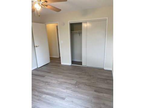 Tiny photo for 82277 Davisson Rd, Creswell, OR 97426 (MLS # 712211087)