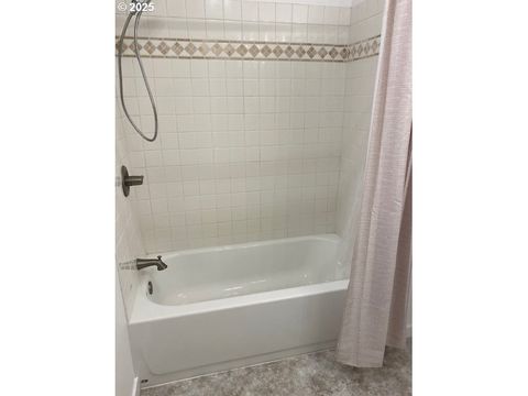 Tiny photo for 82277 Davisson Rd, Creswell, OR 97426 (MLS # 712211087)