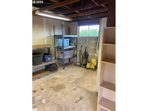 Tiny photo for 82277 Davisson Rd, Creswell, OR 97426 (MLS # 712211087)